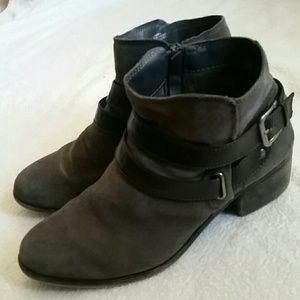 Kohl's Sonoma Grey suede boots